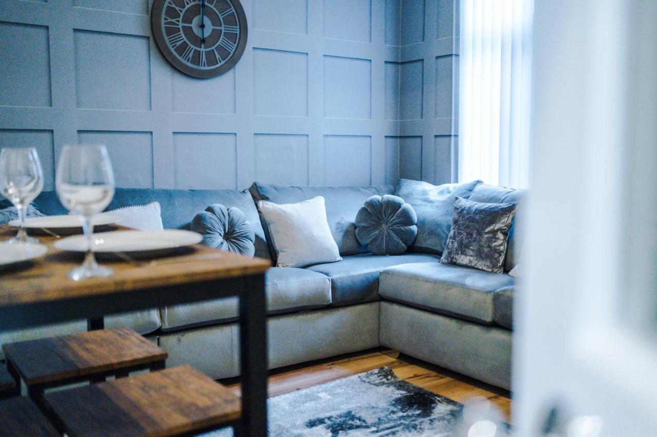 3 Bedroom House Manchester Hosted By Mcr Dens Exterior foto